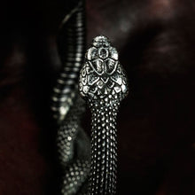 Load image into Gallery viewer, Viper Bracelet