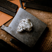 Load image into Gallery viewer, Skull with Vipers (Polished Silver)