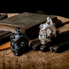 Load image into Gallery viewer, Skull with Vipers (Polished Silver)