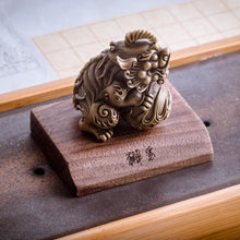 Load image into Gallery viewer, Haetae Statue
