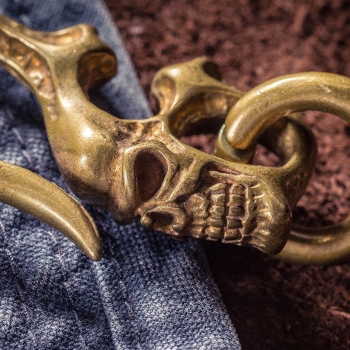 Skull hook – Coppertist