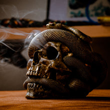 Load image into Gallery viewer, Skull with Vipers Big (Bronze)