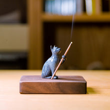Load image into Gallery viewer, Brass Cat Incense burner