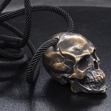 Load image into Gallery viewer, Antique Skull