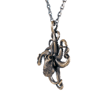 Load image into Gallery viewer, Octopus (Brass)