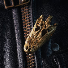 Load image into Gallery viewer, Crocodile Skull