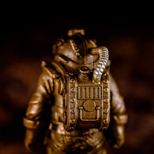 Load image into Gallery viewer, Deep Sea Diver