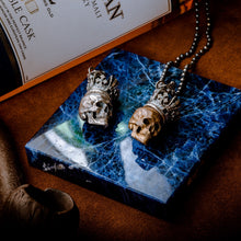 Load image into Gallery viewer, King Skull