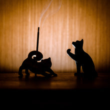 Load image into Gallery viewer, Brass Dog Incense burner