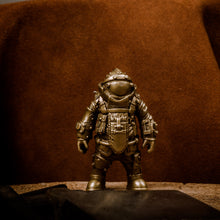 Load image into Gallery viewer, EOD Soldier