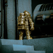 Load image into Gallery viewer, EOD Soldier