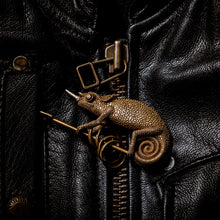 Load image into Gallery viewer, Chameleon