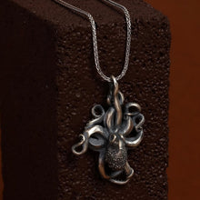 Load image into Gallery viewer, Octopus (Silver)