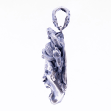 Load image into Gallery viewer, Medusa II (Silver)