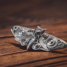 Load image into Gallery viewer, Hawkmoth Pin