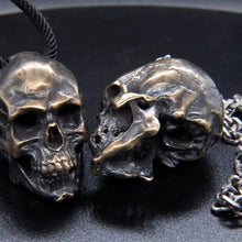 Load image into Gallery viewer, Antique Skull