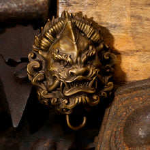 Load image into Gallery viewer, Asian Lion Belt clip