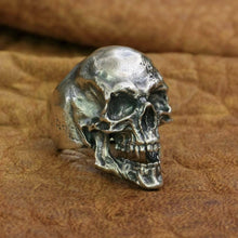 Load image into Gallery viewer, Vampire Skull Ring (925 Silver)