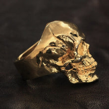 Load image into Gallery viewer, Skull Ring (Gold)