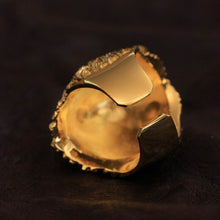 Load image into Gallery viewer, Wolf Ring (Gold)