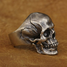 Load image into Gallery viewer, Skull Ring (Cupronickel)