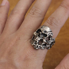 Load image into Gallery viewer, Fire Skull Ring (Cupronickel)