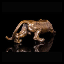 Load image into Gallery viewer, Leopard Statue