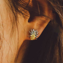Load image into Gallery viewer, Spider Earrings