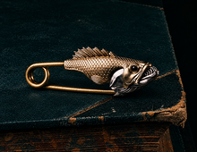 Load image into Gallery viewer, Hydrolycus armatus Pin (Ver. 2)