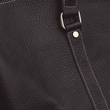 Load image into Gallery viewer, Leather duffle bag