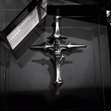 Load image into Gallery viewer, Skull Cross
