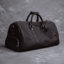 Load image into Gallery viewer, Leather duffle bag