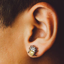 Load image into Gallery viewer, Spider Earrings