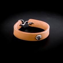 Load image into Gallery viewer, Leather bracelet (Natural)