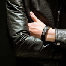 Load image into Gallery viewer, Leather bracelet (Black)