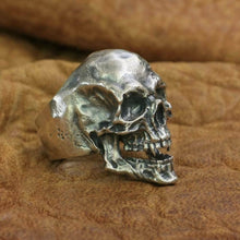 Load image into Gallery viewer, Vampire Skull Ring (925 Silver)