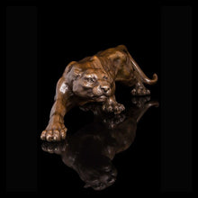 Load image into Gallery viewer, Leopard Statue